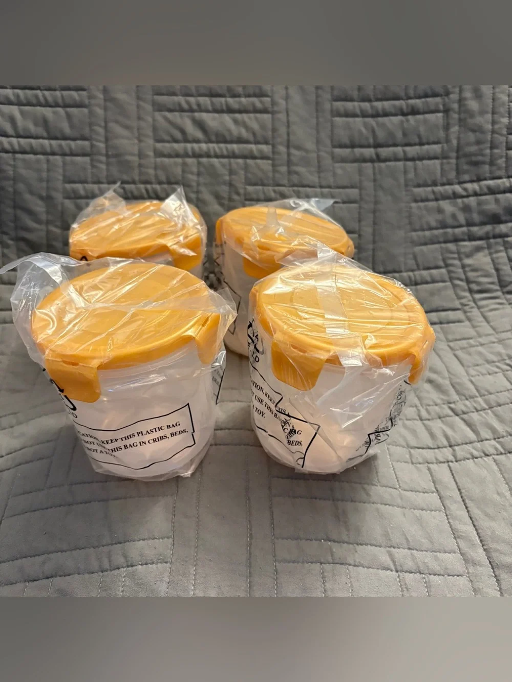Lock N Lock Lock&Lock Food Storage Containers Set of 4 Mini Tall w/ Yellow lids